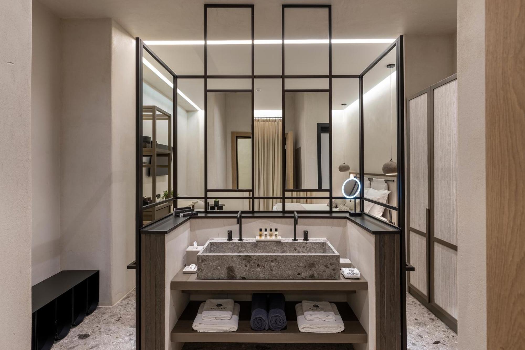Aeonic Suites And Spa Mykonos Town Eksteriør bilde