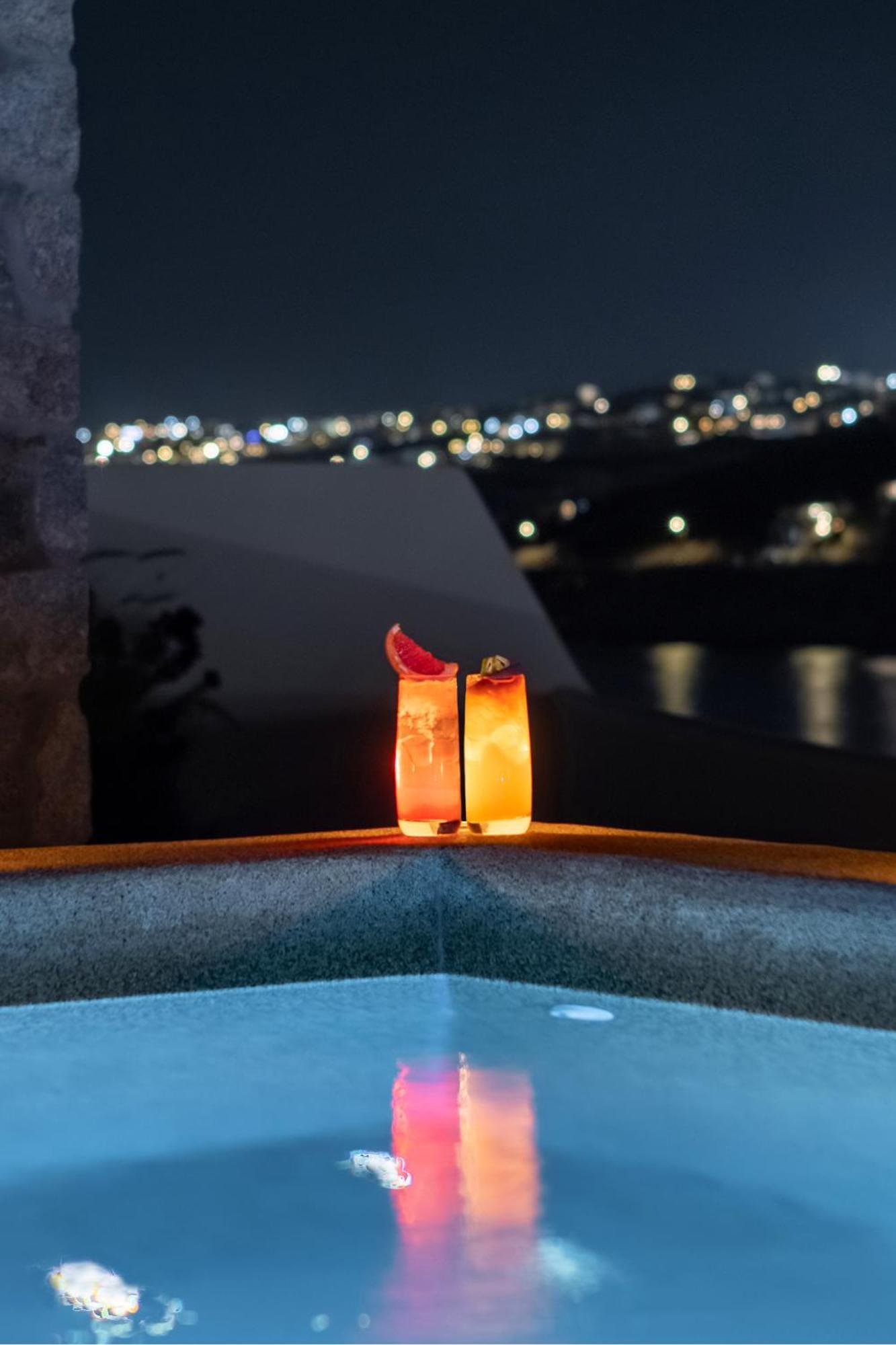 Aeonic Suites And Spa Mykonos Town Eksteriør bilde