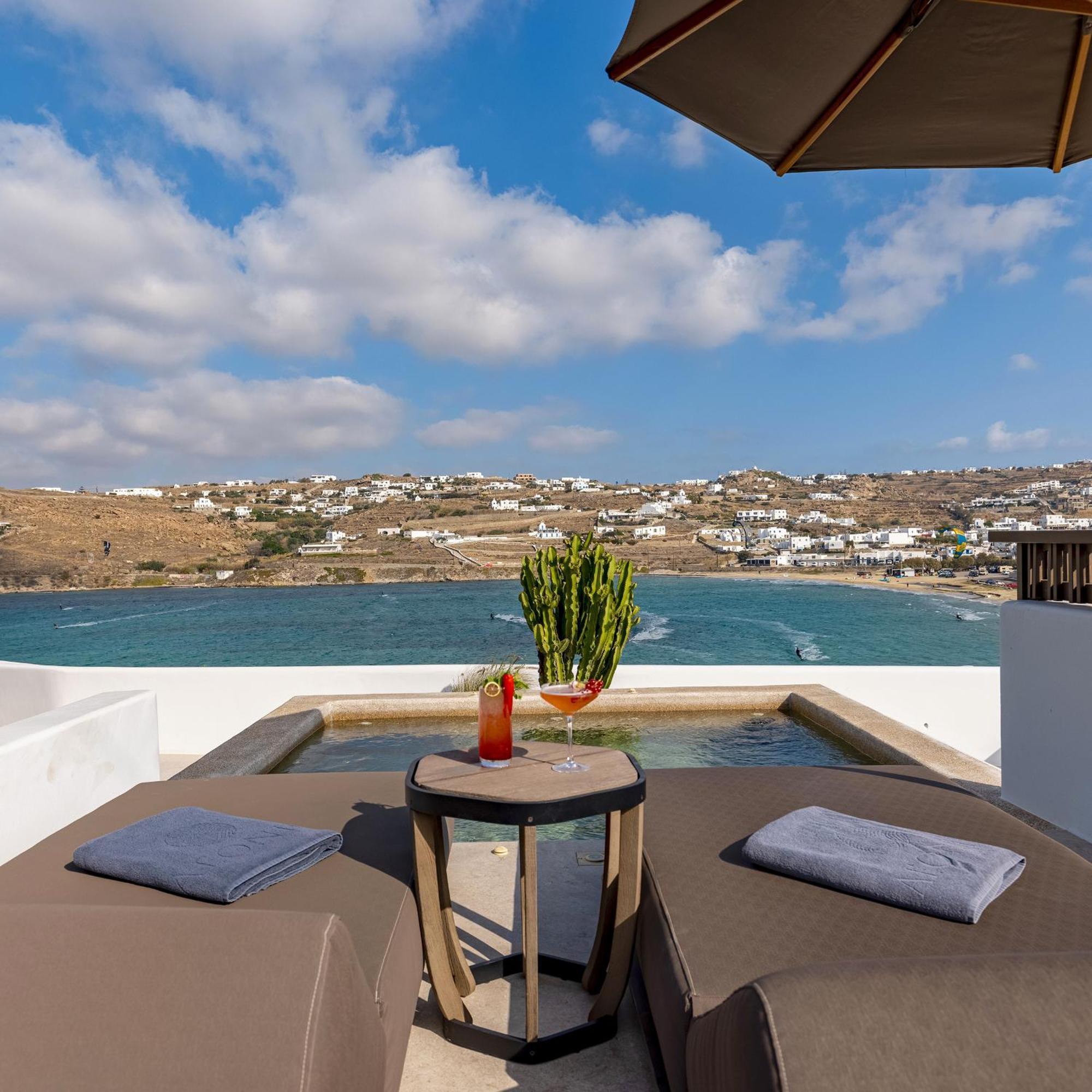 Aeonic Suites And Spa Mykonos Town Eksteriør bilde